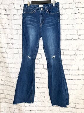YMI JEANS. Flare. Size 11